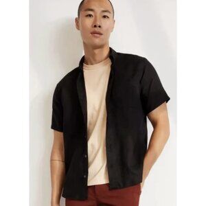 EVERLANE The Linen Short-Sleeve Standard Fit Shirt in Black Minimalist Street